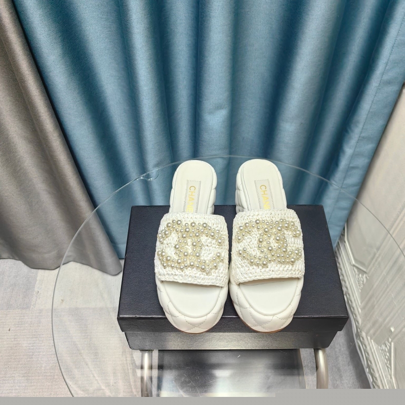 Ch*el slippers